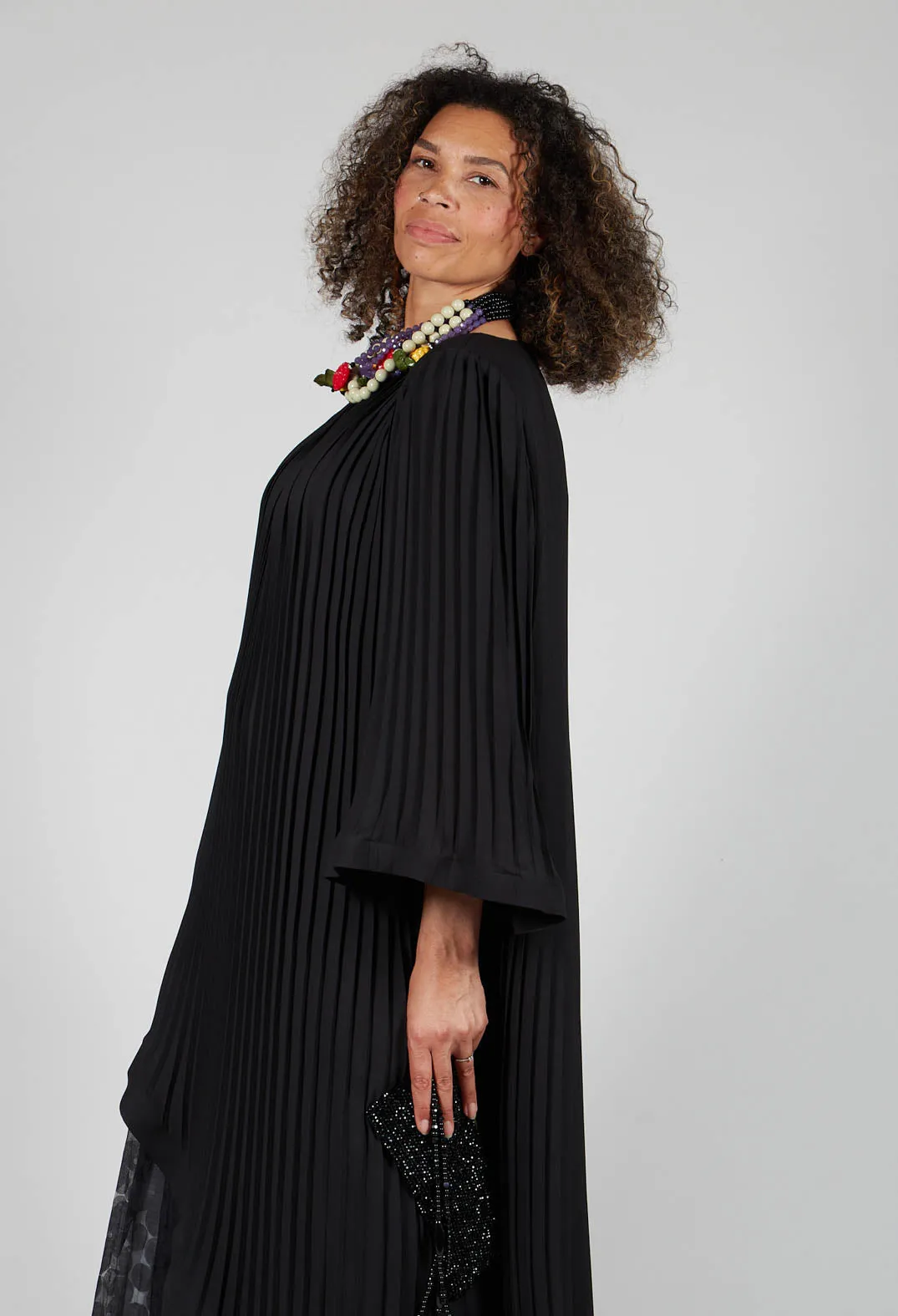 Butterfly Sleeved Pleated Dress in Black