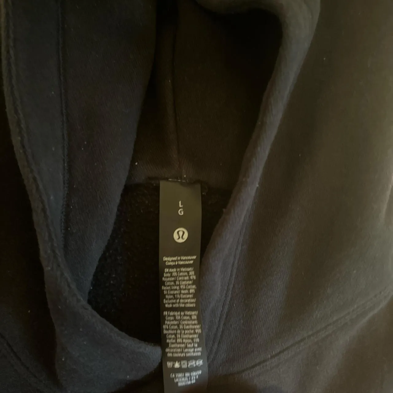 Lululemon Men's Black Hoodie