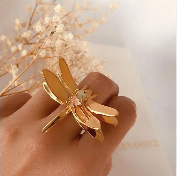 Sara Dragonfly Ring