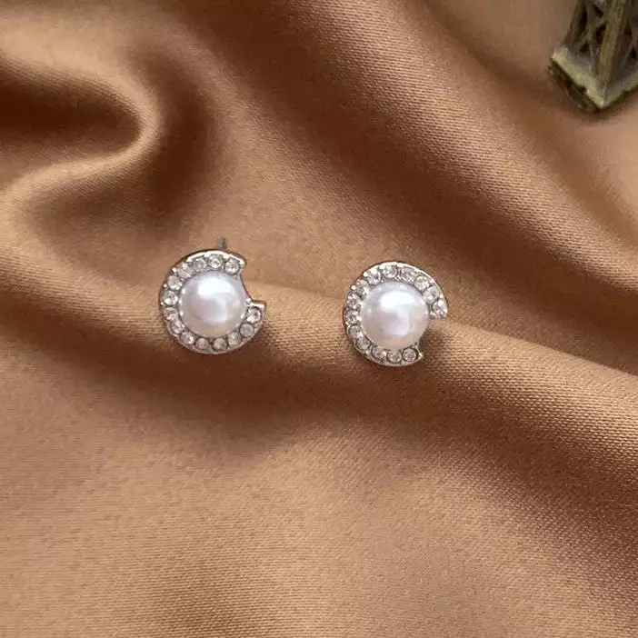 Silver Bling Rounded Cubic Earrings Gifts Korean Jewelry Womens Accessories Luxury Fashion Dating Party Clubber Elegant Wedding 