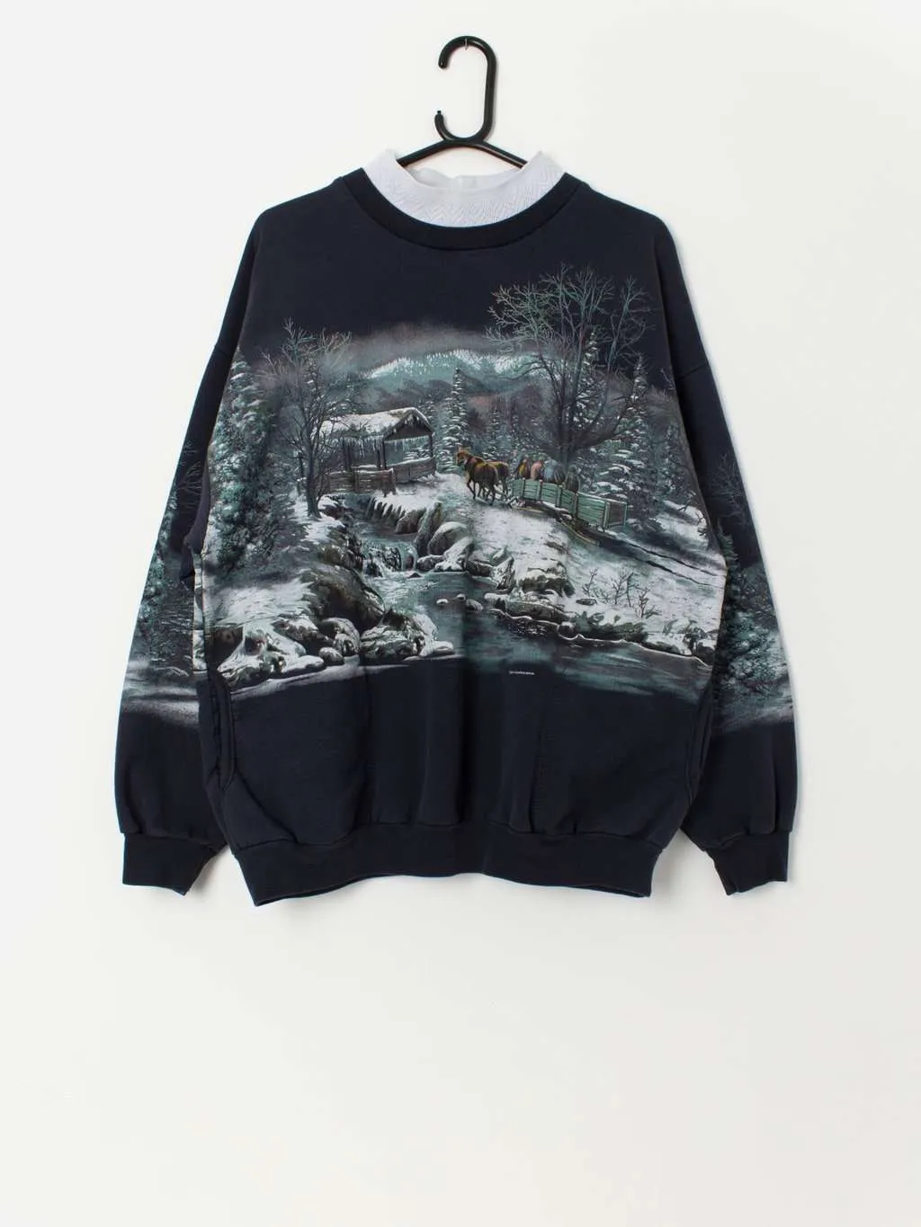 Vintage Art Unlimited winter theme collared sweatshirt with horses and deer – XL